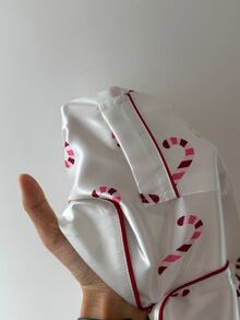 ZzzCrew Christmas Candy Cane Print Faux Silk Pajama Set, Exquisite Lapel Home Leisure 2 Pieces Set - Red and White - View 8