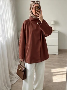 Selianne 女款時尚優雅不對稱大翻領輪廓中長款風衣，插肩袖寬鬆修身休閒夾克 - 咖啡棕 - 查看 6