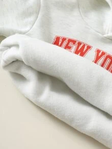 SHEIN 2件組嬰兒男孩女孩秋冬休閒連帽衛衣與破洞牛仔褲套裝，嬰兒套裝，秋冬套裝，嬰兒男孩運動服 - 彩色 - 查看 9
