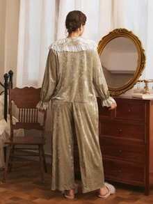 Côtesoire French Elegant Romantic Contrast Color Lace Peter Pan Collar Rhinestone Velvet Ruffle Trim Plus Size Pajama Set - Champagne - View 3