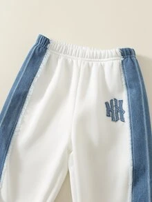SHEIN 男女嬰兒/幼兒 2件組秋冬加厚抓絨內裡休閒可愛拼色拼接插肩袖衛衣套裝，丹寧，嬰兒冬季穿搭，聖誕 - 白色 - 查看 4
