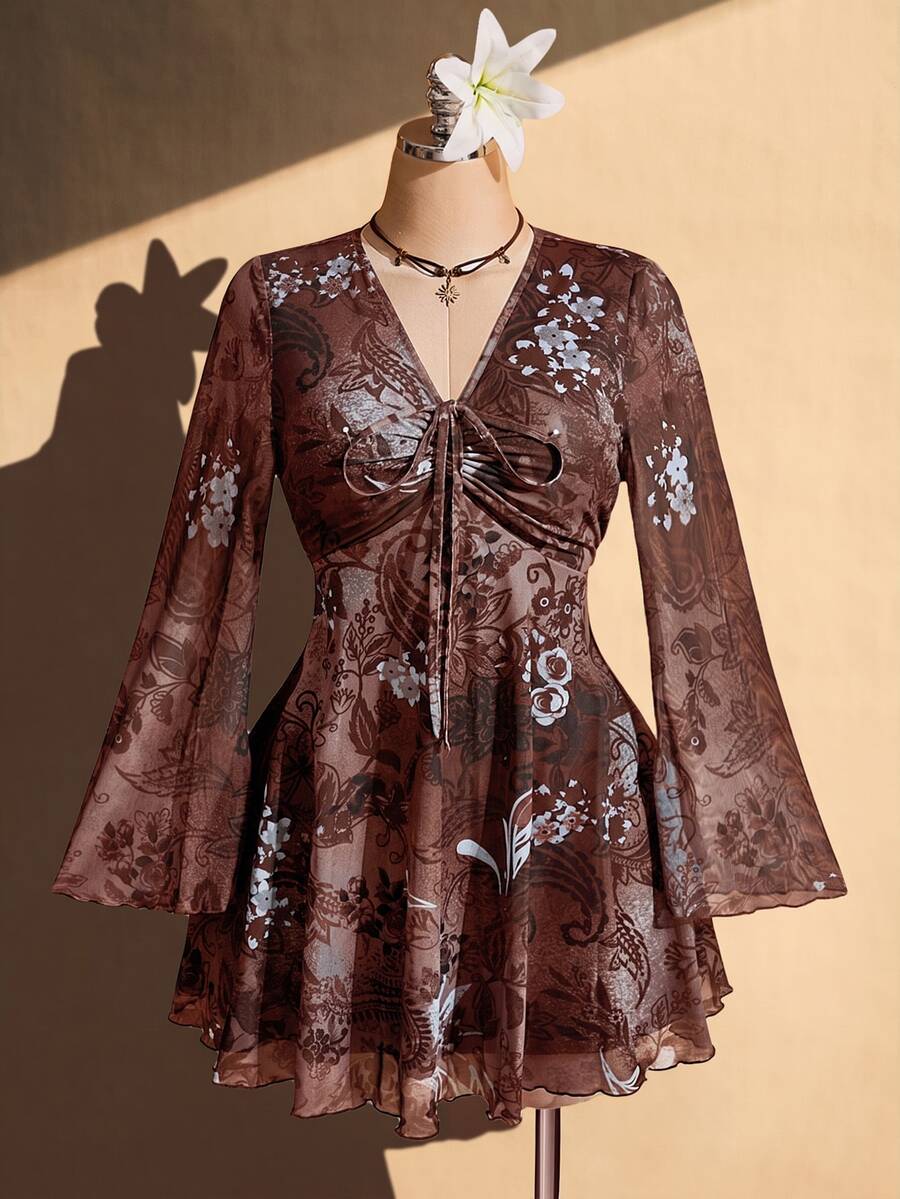 SHEIN ICON 大尺碼復古波希米亞性感度假風千禧Y2K綠色佩斯利花紋V領抓褶喇叭袖網紗洋裝,秋季婚禮賓客穿搭 - 彩色 - 查看 1
