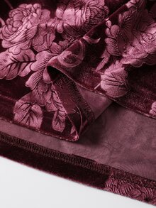 Velvienne Plus Size Autumn/Winter Purple Embossed Elegant High-End Ruffled V-Neck Ruched Waist Lace Long Sleeve Dress - Purple - View 3