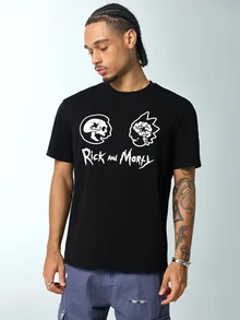 Rick and Morty X SHEIN تي شيرت كاجوال بياقة دائرية وأكمام قصيرة للرجال - الأسود - مشاهدة 4