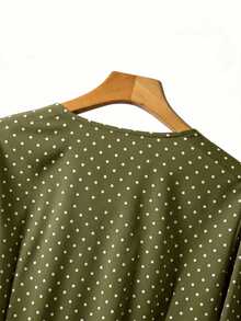Velvienne Plus Size Elegant Ruffle Trim Long Sleeve Button-Up Blouse For Women - Green - View 4