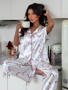 ZzzCrew Christmas Candy Cane Print Faux Silk Pajama Set, Exquisite Lapel Home Leisure 2 Pieces Set - Red and White - View 1