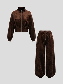 Sweetra Y2K休閒運動街頭風刺繡天鵝絨百搭學院風兩件套 - 咖啡棕 - 查看 3