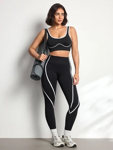 Easithlete Easithlete Women's High Waist Seamless Vertical Stripe Yoga Pants - Black and White - View 6