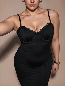 SHEIN BAE CURVE Plus Size Women Lace Patchwork Mid-Length Anti-Chafing Dress - Black - View 5
