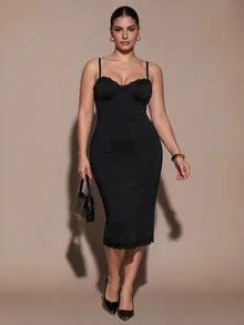 SHEIN BAE CURVE Plus Size Women Lace Patchwork Mid-Length Anti-Chafing Dress - Black - View 2