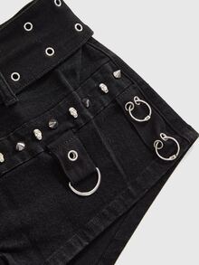 ROMWE Grunge Punk Music Festival Punk Metal Skull Rivet Ultra Low Waist High Stretch Skinny Plus Size Denim Shorts - Black - View 4