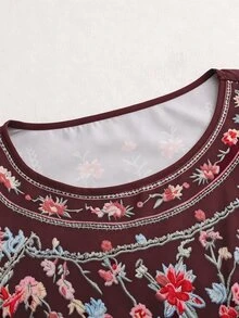 SHEIN 波希米亞復古休閒外出圓領花卉圖案襯衫 - 酒紅色 - 查看 5