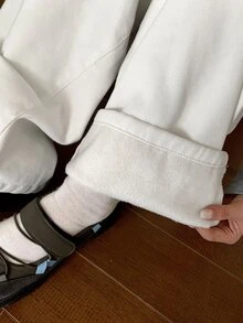 Livesso 女款標準中腰香蕉腿休閒長版牛仔褲 - 白色 - 查看 2
