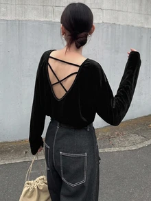 FRIFUL Women's Solid Color Casual Versatile Daily Long Sleeve Sweatshirt - Black - View 4