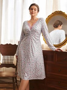 Côtesoire Mature Elegant French Noble Charm Intellectual Lace Patchwork Ruched Fitted Romantic Ditsy Floral Print Plus Size Nightgown - White - View 4