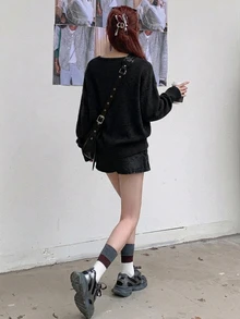 Livesso 純色寬鬆長袖V領女款針織衫 - 黑色 - 查看 5