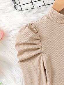 Emery Rose Kids Emery Rose Kids 女童修身復古羊腿袖小立領T恤，運動風，適合秋冬休閒日常穿著與上學穿搭，酷街頭風，萬聖節，Y2K女孩，休閒可愛，姐妹裝，母女套裝，黑色 - 杏色 - 查看 5