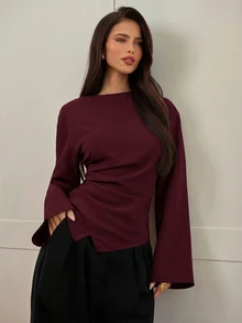 Aloruh 女款秋冬新款極簡時尚通勤收腰百褶顯瘦不對稱下擺長袖喇叭袖V領套頭上衣 - 酒紅色 - 查看 3