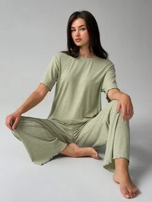DAZY Women's Solid Color Round Neck Short Sleeve Top And Long Pants Loungewear Set - Green - View 3