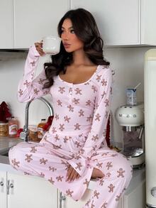 ZzzCrew Women's Sexy Gingerbread Man Christmas Print Fitted Square Neck Button-Front Long Sleeve Top And Pants Pajama Set - Baby Pink - View 5