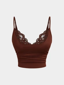 Sweetra Setelan Atasan 2 Potong Wanita Ukuran Plus Eropa dengan Motif Renda, Potongan Pendek Tanpa Punggung, Model Slimming, dan Atasan Tanpa Lengan Berbahan Pendek. - Hitam - View 3