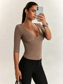 SHEIN BAE 女款柔軟舒適羊絨長袖上衣，適合日常外出、返校、通勤與辦公穿著 - 卡其色 - 查看 5