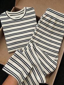 SHEIN Girlism 青少年女孩 T-Shirt 套裝 2 件組，條紋棕色時尚休閒圓領短袖與長袖 T-Shirt + 寬鬆寬腿長褲 - 杏色 - 查看 5