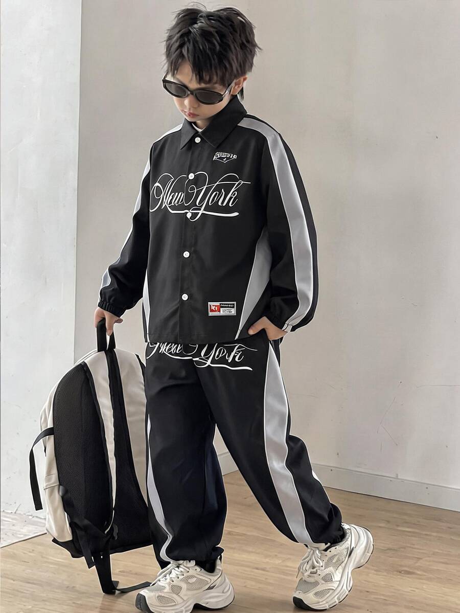 SHEIN 兒童青少年男孩休閒時尚酷炫賽車運動風拼色字母印花長袖連帽舒適外套與長褲兩件套，適合秋冬穿著 - 黑色 - 查看 1