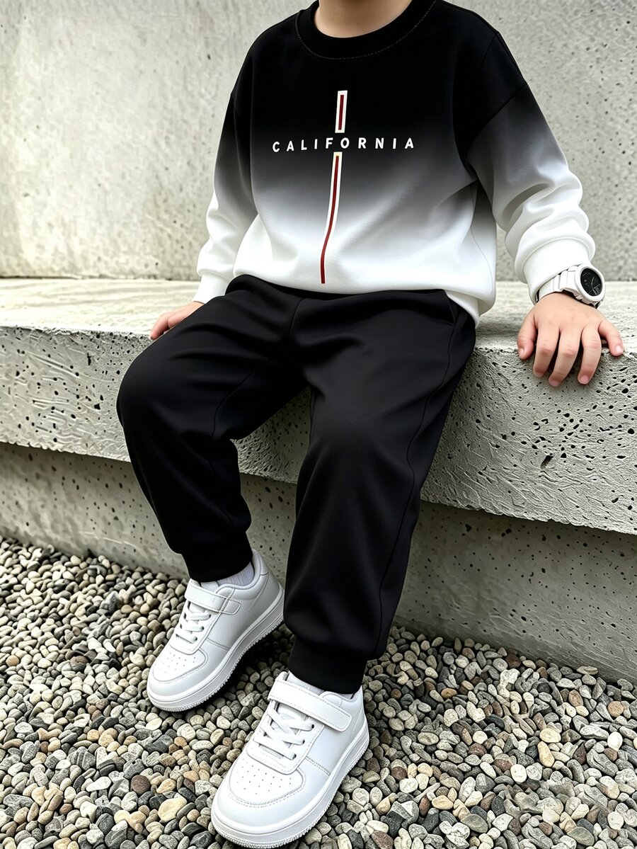 1套秋季新款男童套裝,黑白漸層圓領衛衣搭配同色長褲,胸前 CALIFORNIA 字母垂直線條印花,精緻吸睛,休閒舒適酷帥時尚,適合拍照,適用校園、出遊、假期等多種場合,春秋百搭造型 - 彩色 - 查看 1