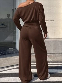 Muchica 大尺碼女款純色不對稱肩長袖上衣與長褲休閒日常兩件套 秋季 - 巧克力棕 - 查看 2