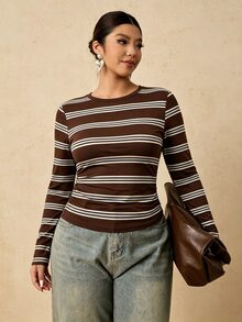 Freevana 教師節返校季 百搭時尚撞色條紋休閒大尺碼女款T恤（秋季款） - 彩色 - 查看 4