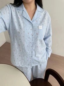 Dazy Plus 2件組女款大尺碼碎花休閒居家服套裝，寬鬆版型翻領上衣與長褲睡衣 - 藍色 - 查看 5