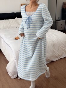 Napfluff Cute Striped Plush Watermark Print Contrast Trim V-Neck Long Sleeve Women's Loungewear Dress - Blue - View 5