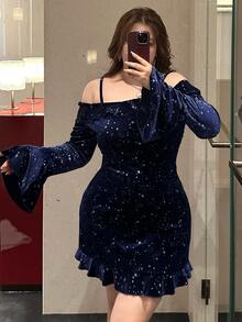Dazy Plus Autumn/Winter Halloween Velvet Mysterious Starry Sky Ruffle Trim Spaghetti Strap Off-Shoulder Cinched Waist Nightgown - Navy Blue - View 9