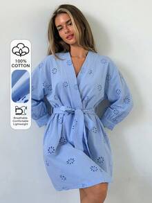 DAZY رداء كارديجان نسائي قصير من قماش منسوج بنقشة زهرية مع تصميم أمامي غير متماثل - الأزرق - مشاهدة 1