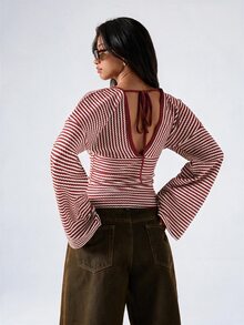 LYSMO 大尺碼女款條紋撞色V領休閒日常T恤 - 紅白色 - 查看 2