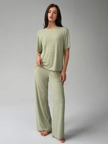 DAZY Women's Solid Color Round Neck Short Sleeve Top And Long Pants Loungewear Set - Green - View 6