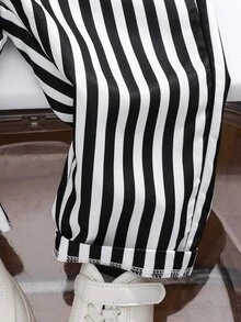 SHEIN Playful Pals 2件組男嬰休閒圓領長袖衛衣與梭織休閒長褲套裝，可愛笑臉與字母印花，適合日常穿著與上學 - 灰色 - 查看 7