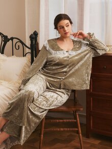 Côtesoire French Elegant Romantic Contrast Color Lace Peter Pan Collar Rhinestone Velvet Ruffle Trim Plus Size Pajama Set - Champagne - View 6