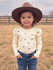 SHEIN Baby Girl Heart Print Round Neck Gigot Sleeve Casual Top - Khaki - View 1
