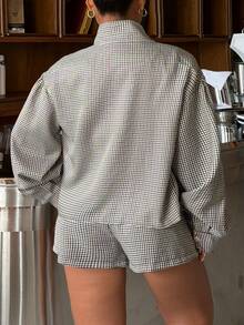 Muchica Plus Size Plaid Button Long Sleeve Jacket And Shorts 2 Pieces Set - Grey - View 2