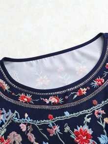 SHEIN قميص نسائي بنمط زهري للاستخدام اليومي العادي - أزرق بحري - مشاهدة 3