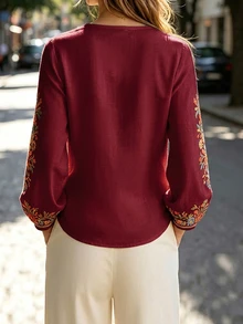 Balvessa 女款極簡優雅時尚刺繡缺口V領休閒襯衫 - 彩色 - 查看 2