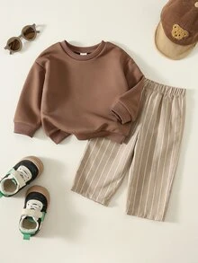 SHEIN 2件組男嬰秋冬休閒背後字母衛衣與條紋長褲嬰兒套裝 - 彩色 - 查看 2