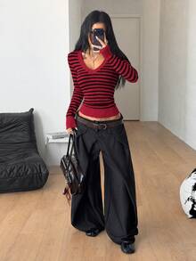 Coolane 淺灰色條紋女款V領長袖修身針織衫，適合度假約會、秋季街頭穿搭 - 紅色 - 查看 8