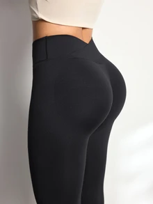 Easithlete Easithlete Seamless Criss-Cross Waist Yoga Pants With Butt-Lifting Effect - Black - View 3