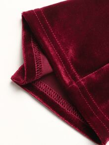 SHEIN Tween Girls Solid Burgundy Velvet Asymmetric Shoulder Mid-Length Dress, Gold Flower Decoration, Elegant One-Shoulder Design, Autumn/Winter - Burgundy - View 8