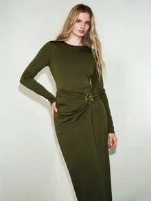 Aveloria Modichic European And American Fashion Versatile Elastic Waist Metal Decor Round Neck Long Sleeve Long Dress - Green - View 4