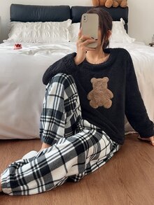 Napfluff 2 قطعة/مجموعة ملابس نوم منزلية بتصميم بسيط: ملابس علوية طويل الأكمام بطبعة دب وبنطال مربعات - الأسود - مشاهدة 6