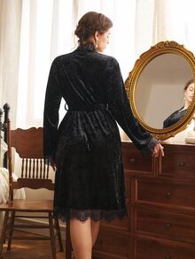 Côtesoire Plus Size Women's Glossy Velvet Lace Long Robe - Black - View 2